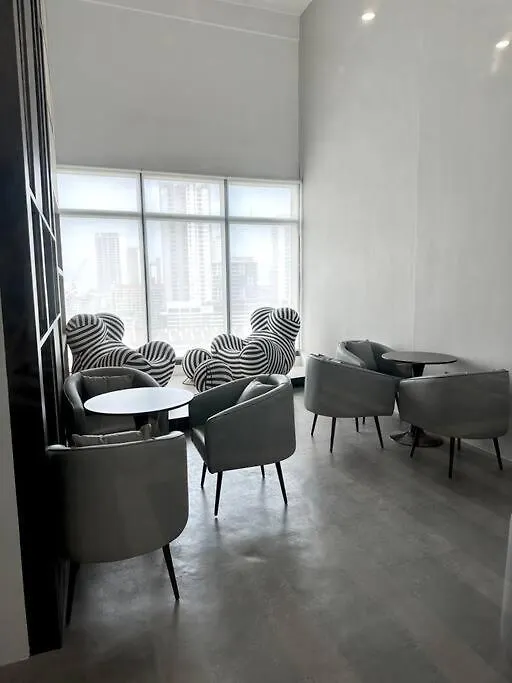 Urban Emerald Seaview 6Pax 3Queen 3Room 2Bath 2Carpark With Infinity Pool Jelutong Apartment
